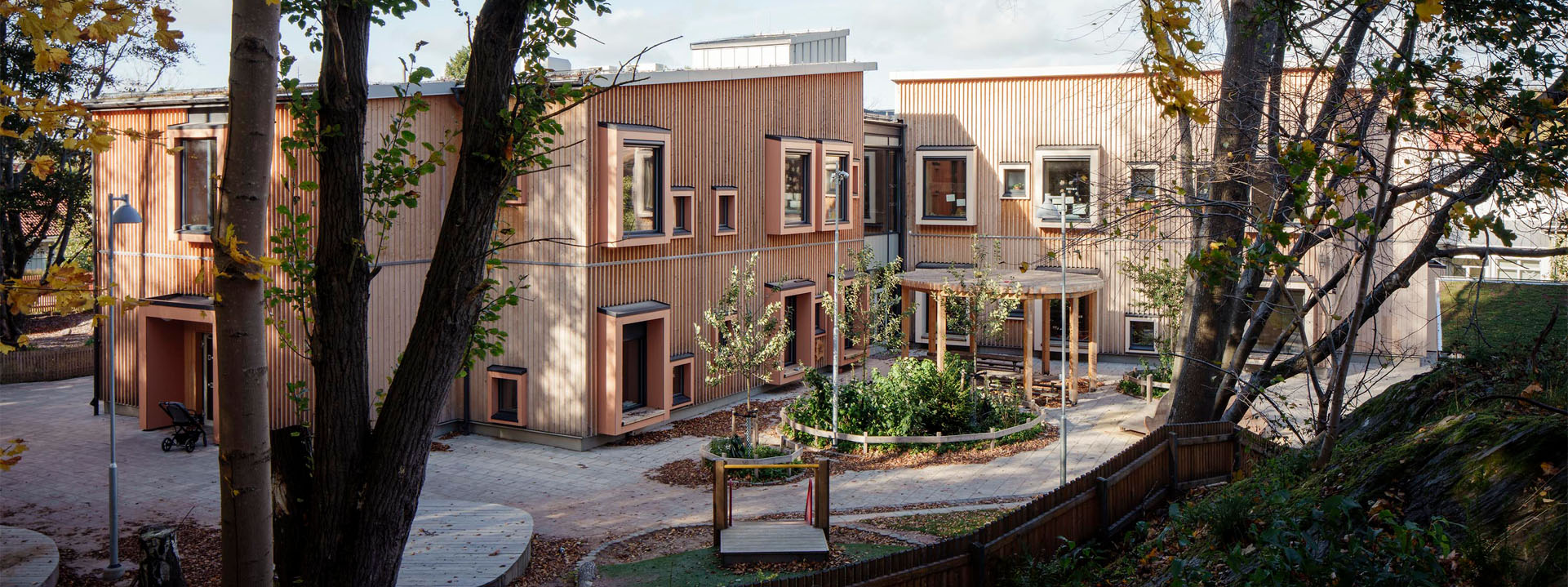 We build the future with wood
